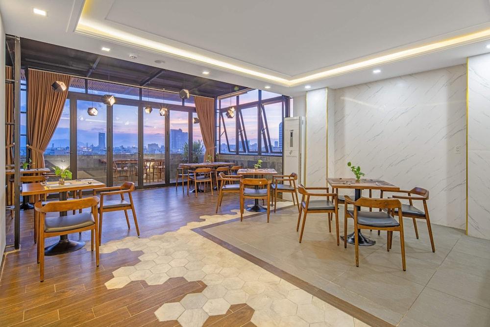 Platinum Danang Hotel Extérieur photo